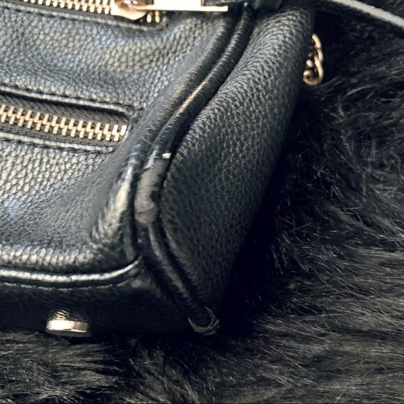 Black & Gold Faux Leather Crossbody Bag Size OS - Picture 13 of 14